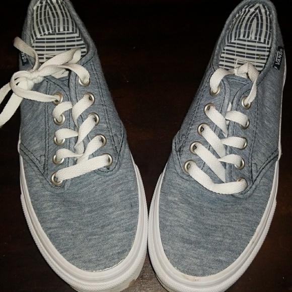 Vans - Picture 5 of 6